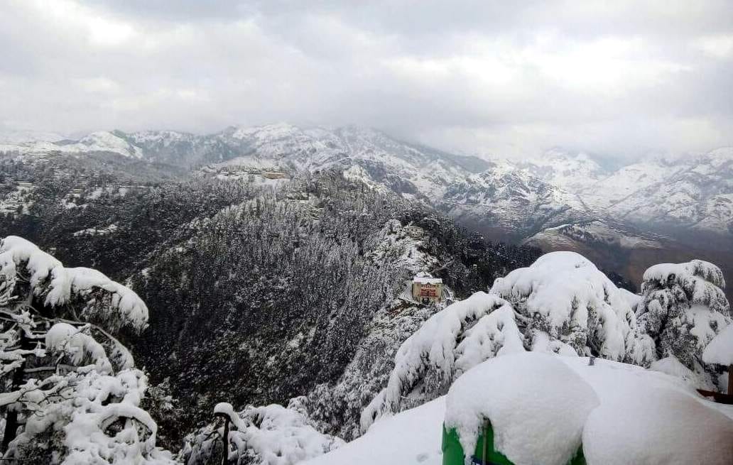 uttarakhand temperature down due to snowfall and rain