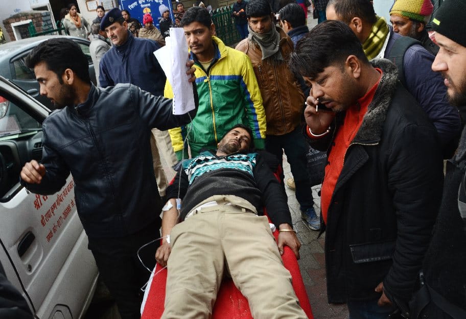 4 Person Injured As Wall Collapse at Shimla Local Busstand.