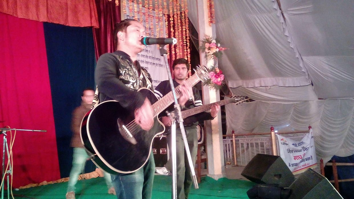 Bollywood singer's pawandeep hit songs .