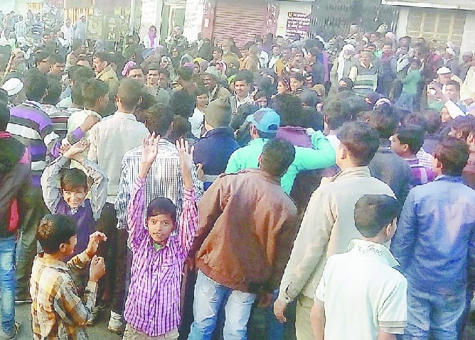 Highway blocked for cash customers
