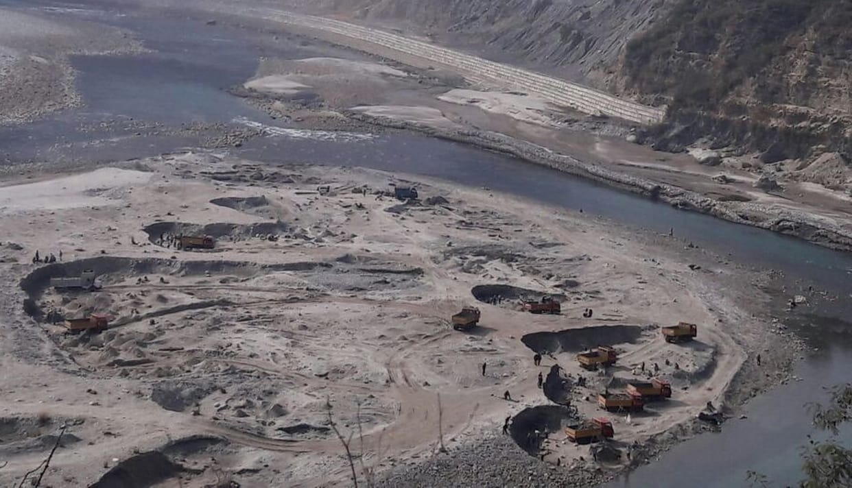 Alaknanda Chauras premises at risk from mining