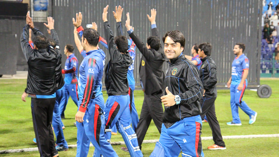Rare Cricketing Shot By Afghanistan Cricket Player Najibullah