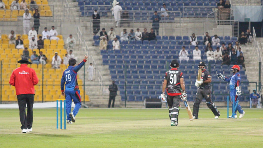 Rare Cricketing Shot By Afghanistan Cricket Player Najibullah