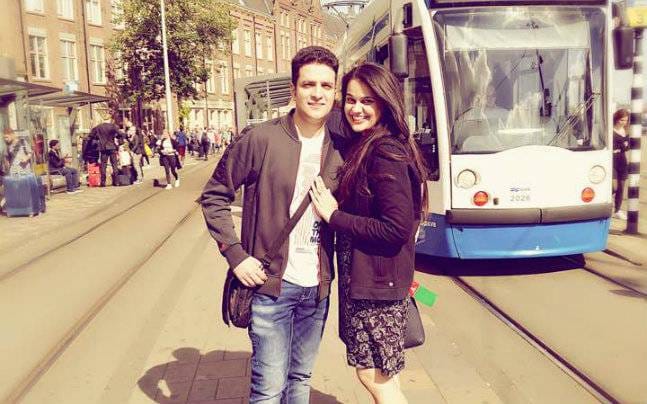 ias topper tina dabi and second topper athar aamir amazing romantic love story