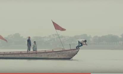 BOLLYWOOD STAR AKSHAY KUMAR DID STUND IN HOLY RIVER GANGA