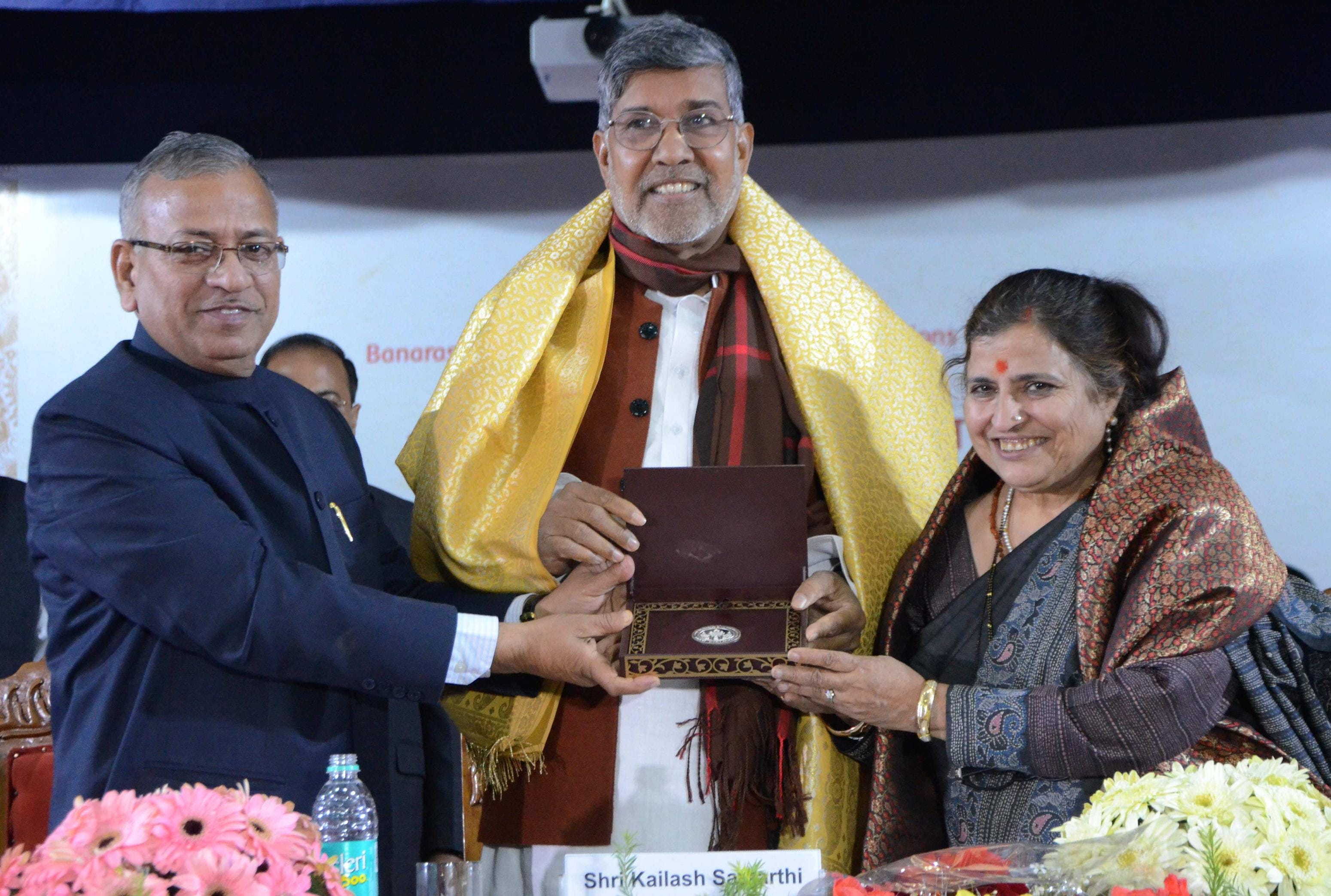 kailash satyarthi lecture at kashi hindu university