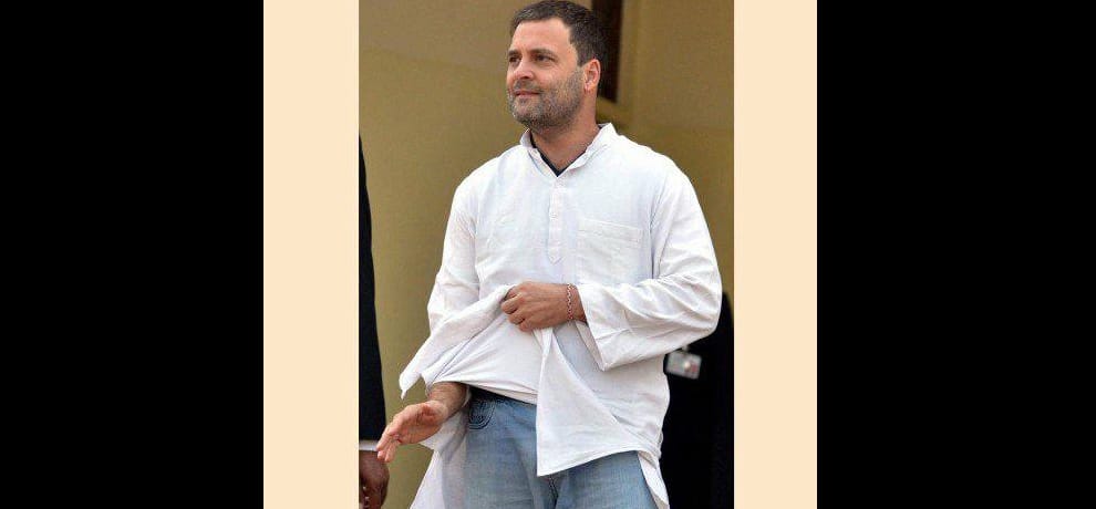 chartered accountant send 100 rupees demand draft to rahul gandhi for kurta stiching