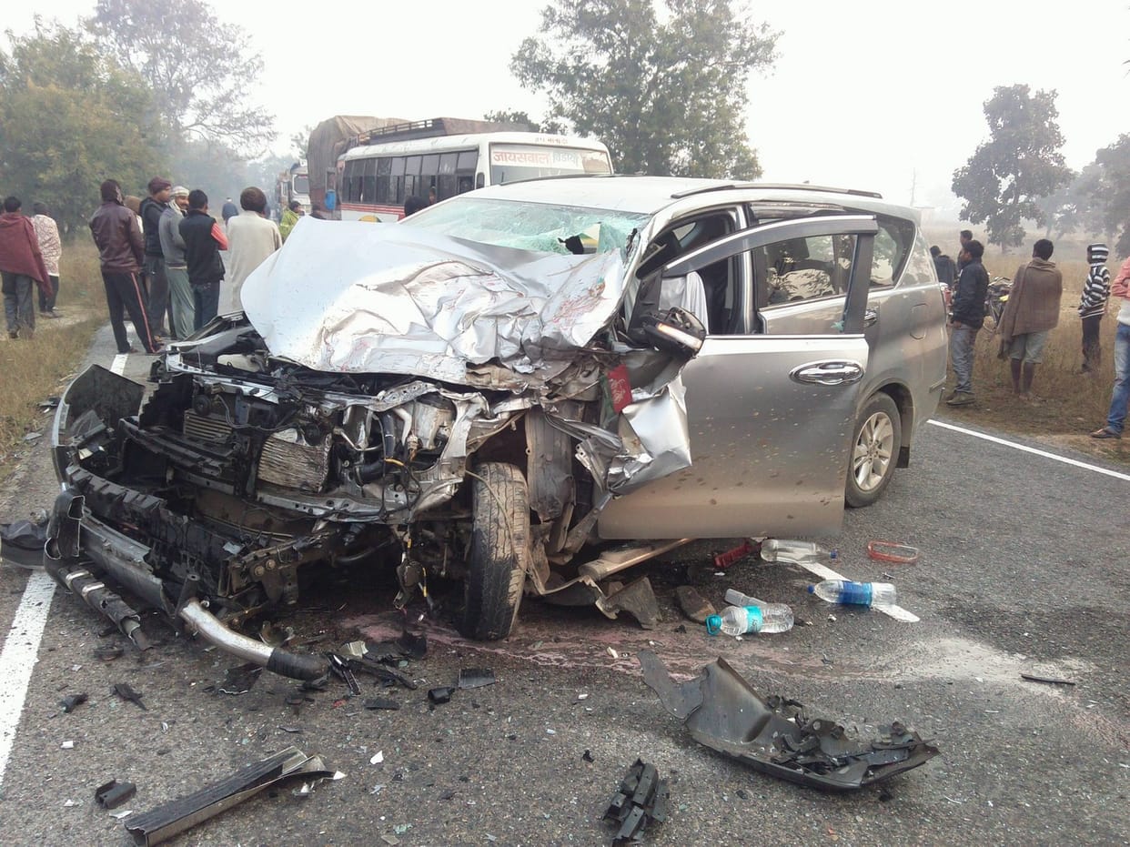 truck hit inova in sonebhadra, all casualties from varanasi