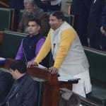 विधानसभा में बोलते विधायक सत शर्मा