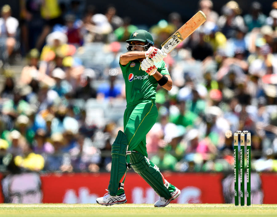 pakistan beats australia by 66 runs in 1st t20i at Abu Dhabi
