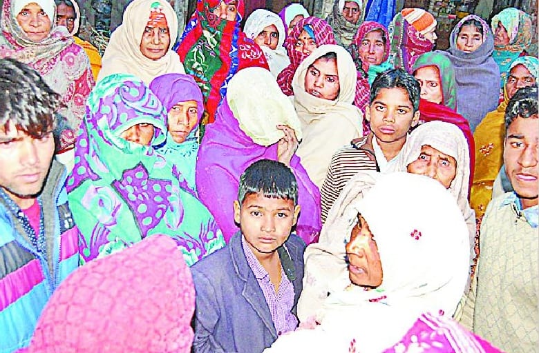 Kuldeep's family in mourning Kabrut Spread