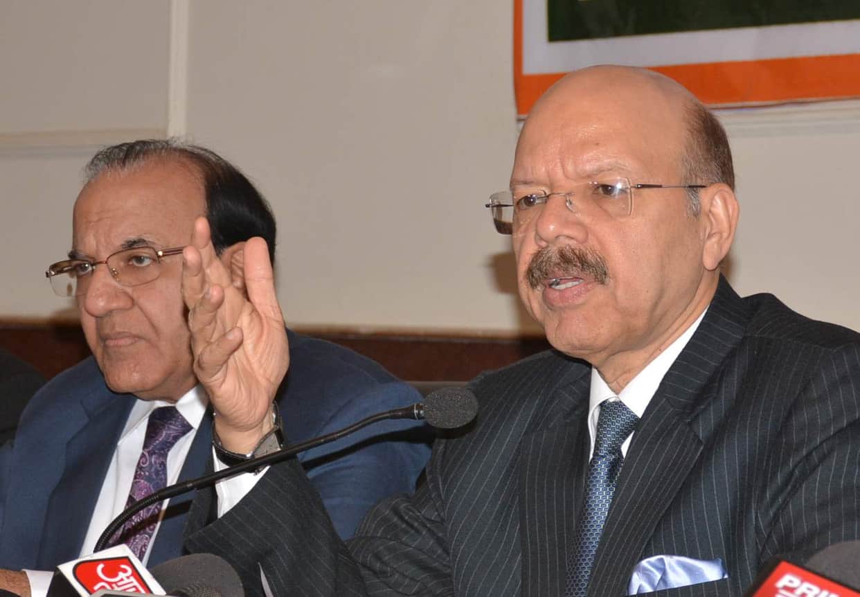 Chief Election Commissioner warns of political parties over 2000 cap