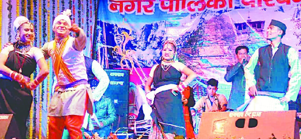Bageshwar in Kumaon colorful closing legendary Uttarayani Fair