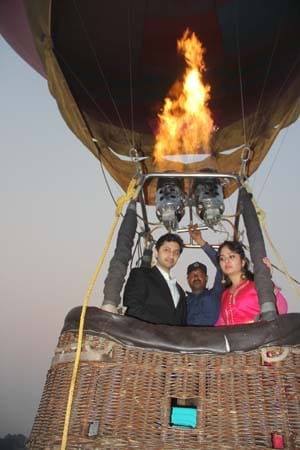 Hot air balloon in the engagement
