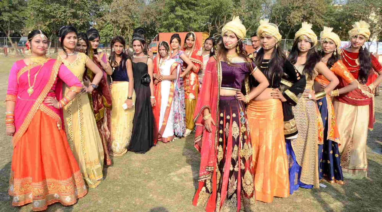 iit bhu kashi yatra 2017: econd day in kashi yatra fashion show