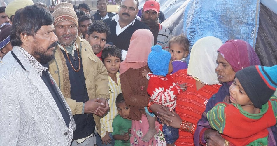 modi govt minister ramdas athawale controversial statemene on pakistna and indian army soldiers