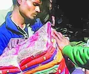 1165 sarees and 208 ladies suit caught