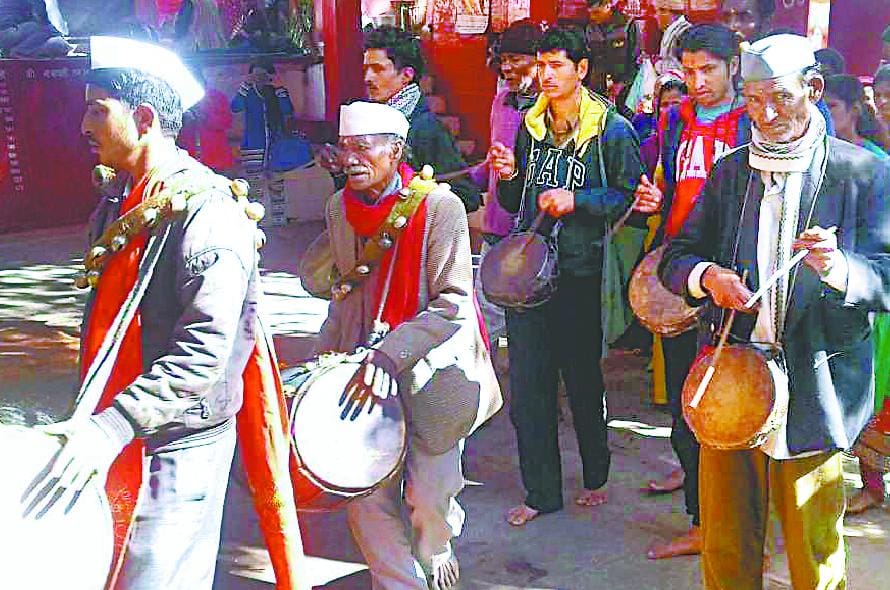 Devotees throng the temple Kotgadhi