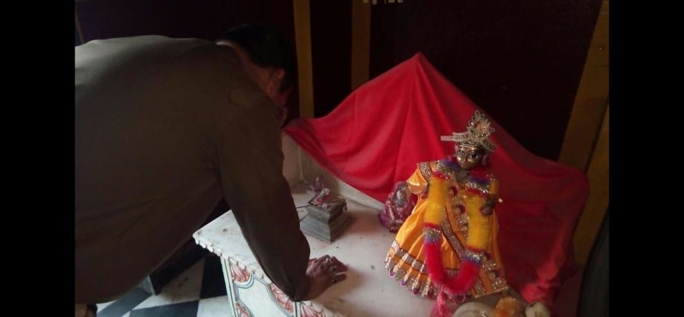 India an international criminal gang steal sculptures