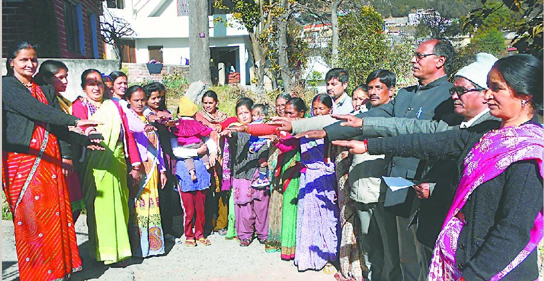 Police personnel were encouraged to vote