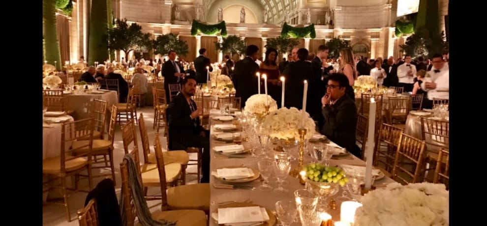 Mika singh arrived in Trump's dinner party, Photos viral on social media
