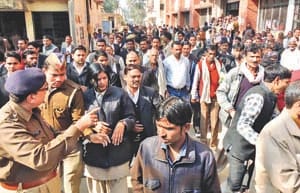 police found mobiles from prisoners