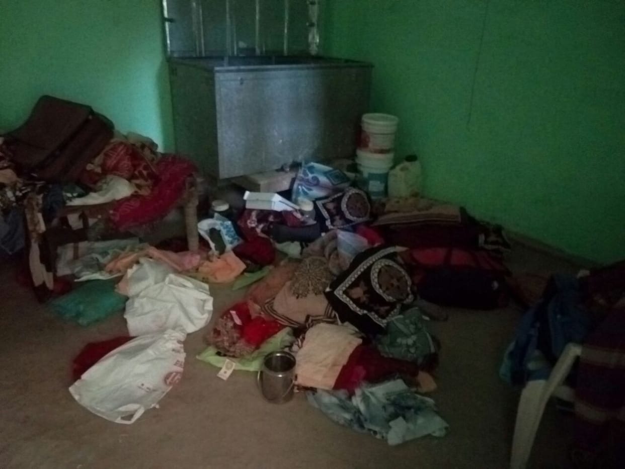 12 lakh theft from Shop and home