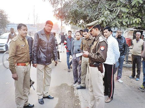 Srerah hectic city firing, stampede