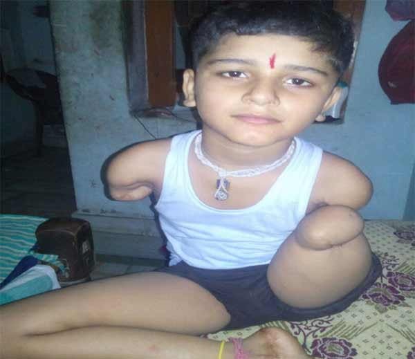 salute to brave boy raman and his father manoj of panipat, story of struggle