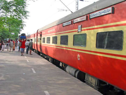 irctc will supply fresh and tasty meals in trains