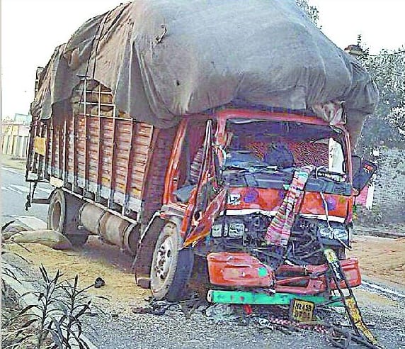 Tractor overturned, killing the farmer buried