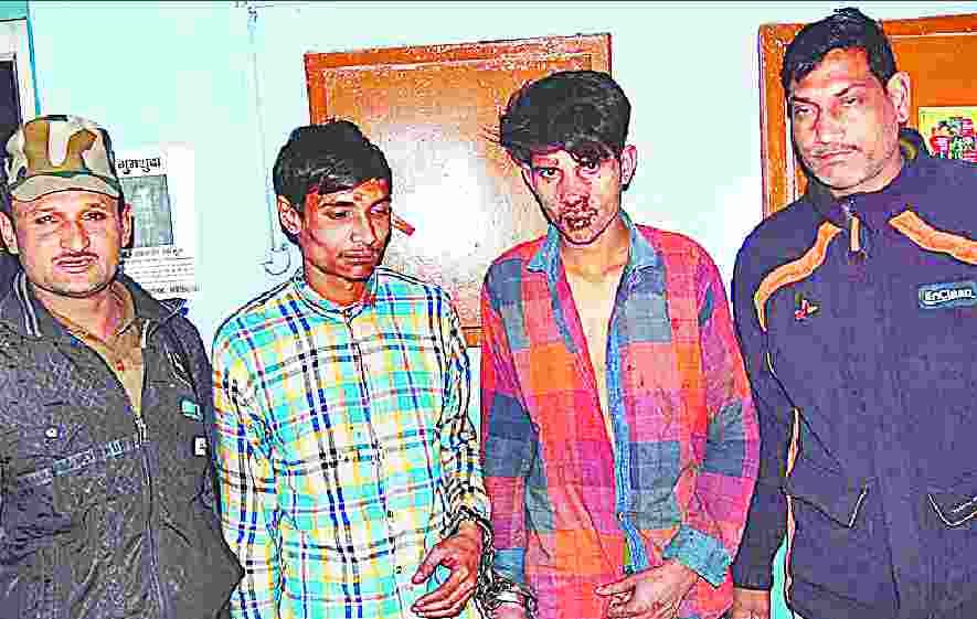 badmaasho se bhiri
