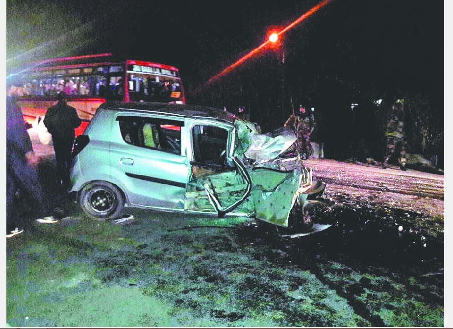 Two killed in collision of two vehicles