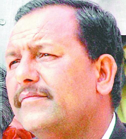Congress leader Mahendra Lunti left the party, BJP