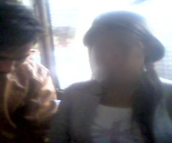A SI abuses to a girl in Lucknow.