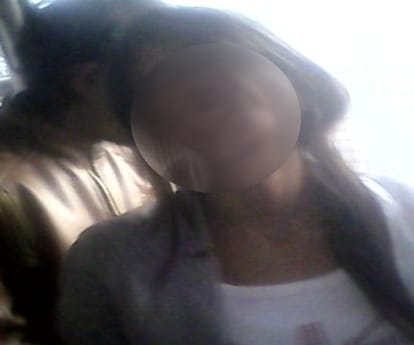 A SI abuses to a girl in Lucknow.
