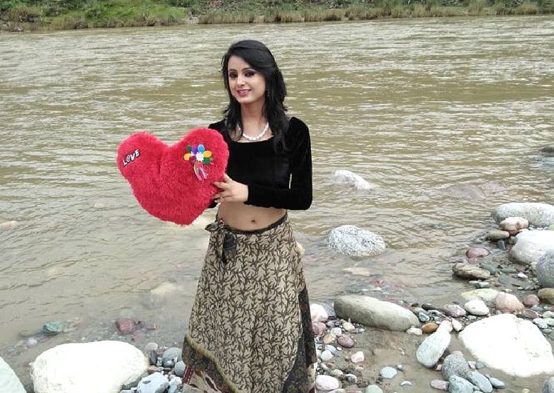 Model Richa Dhiman Suicide Case, Read Full Suicide Note Story.