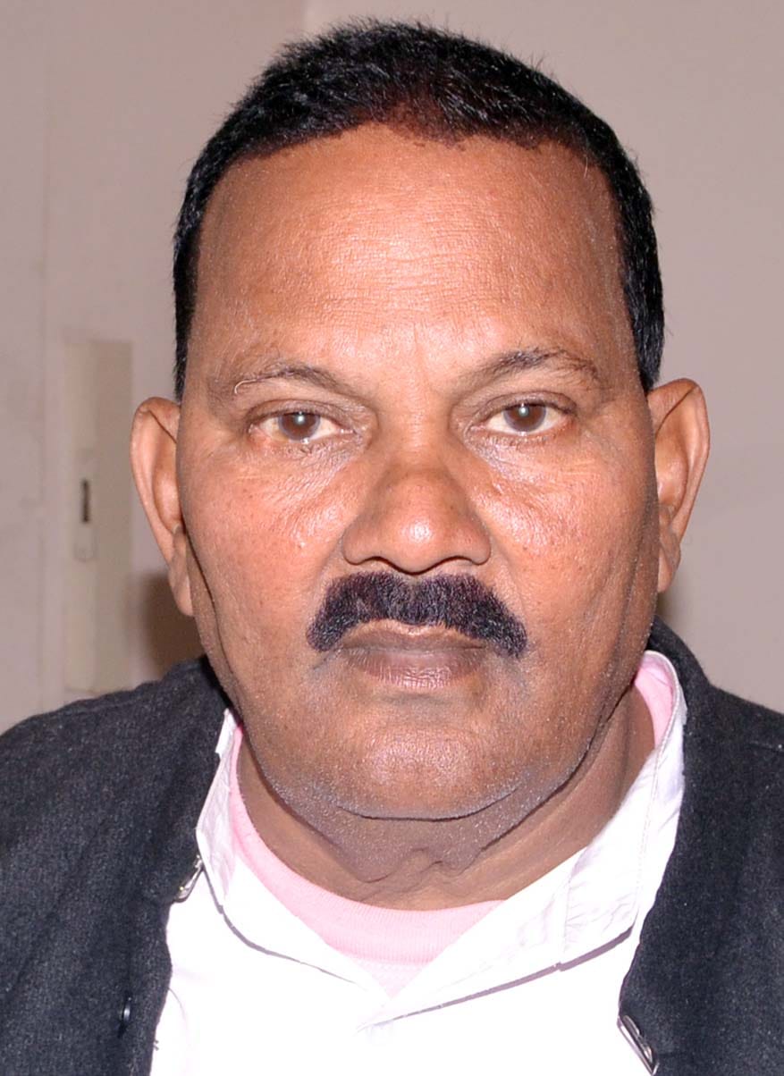 SP's former district president left the party, BJP Ldhaange