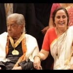 sanjana kapoor having beer in a public event