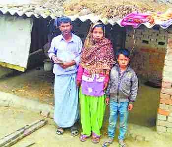  two women broke own to cold