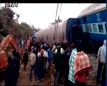 Hirakhand Train Accident: Jagdalpur-Bhubaneswar Express Derails In Andhra Pradesh