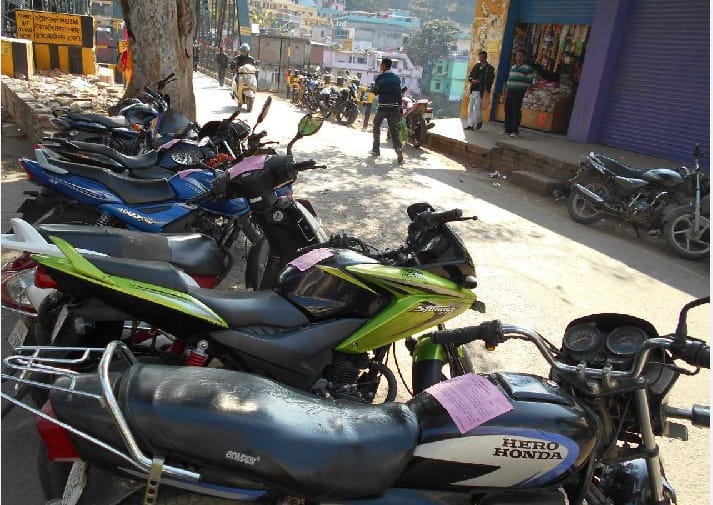 No parking of vehicles invoiced standing zone