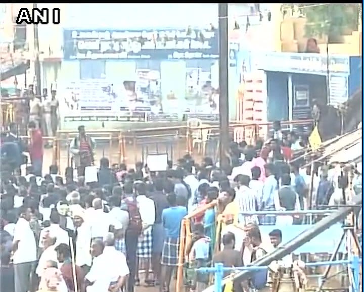 Jallikattu protests LIVE updates: CM Panneerselvam to inaugurate Jallikattu in Alanganallur today