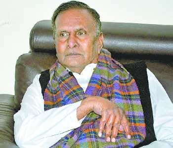 Mulayam was devastated by neglect and humiliation: Beni