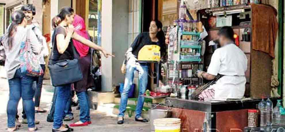 five crore found paan seller bank account in ghaziabad after demonetization 