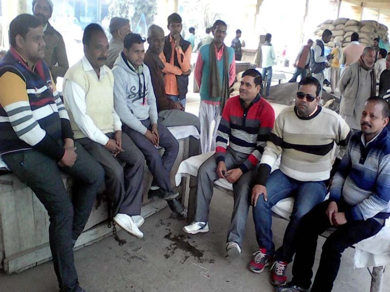 The people's representatives are fighting for traders