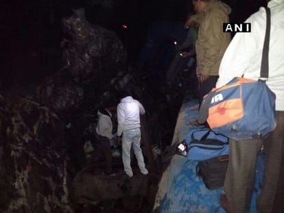 Jagdalpur -Bhubaneswar Hirakhand express train derail near Rayagada