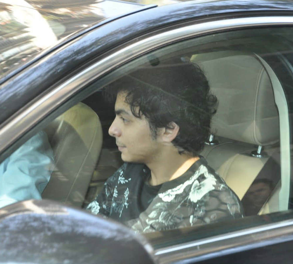 Rift between Jhanvi Kapoor and alleged boyfriend Akshat Ranjan because of ishan khattar