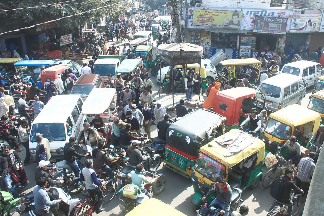 The city suffered from hours jam, creep-crawling away vehicle