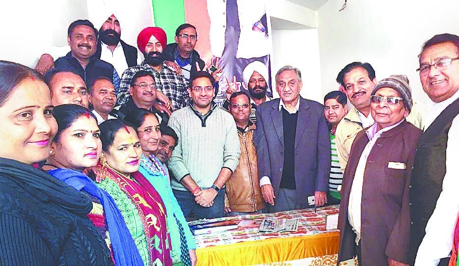 Some more will Congress to join BJP